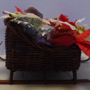 CHRISTMAS FLOWER ARRANGEMENT    707