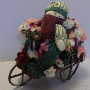 CHRISTMAS FLOWER ARRANGEMENT   737