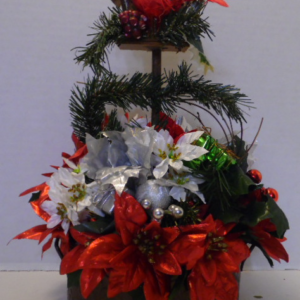 CHRISTMAS FLOWER ARRANGEMENT   742