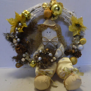 CHRISTMAS DOOR WREATH   822