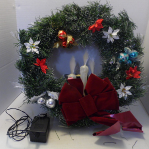 CHRISTMAS DOOR WREATH   854